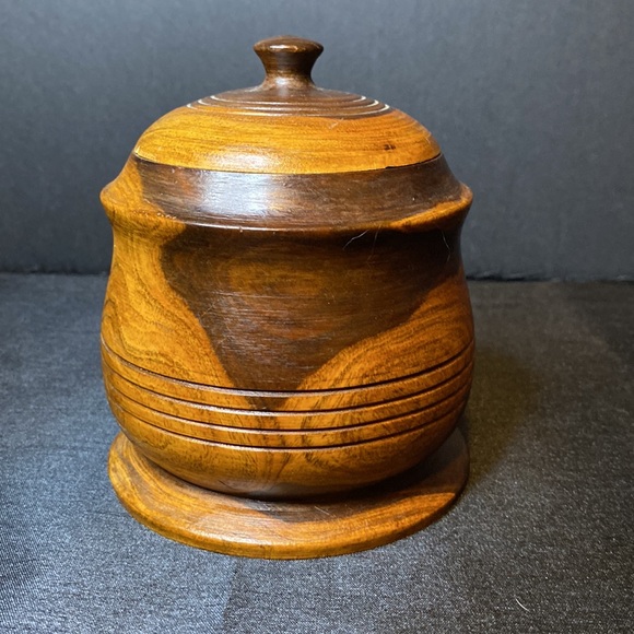 Vintage Hand Turned Wooden Container - Picture 3 of 11